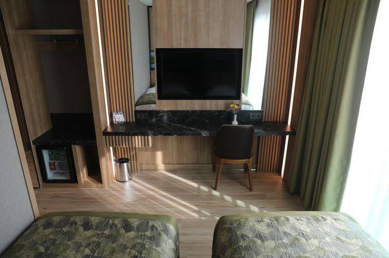 Radar Hotel Istambul Exterior foto